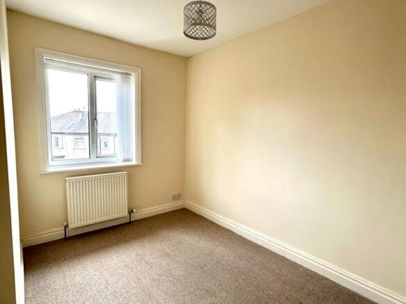 2 bed Terraced for sale Image 6