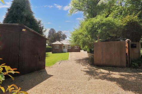 Greenwood Lane, Durley, SO32