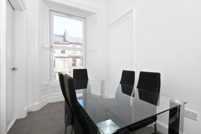 2_Diningroom.jpg