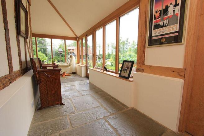 Hallway/Garden Room