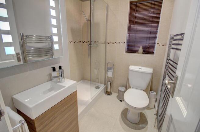 Brentwood Road, Ingrave, Brentwood, CM13 (29)