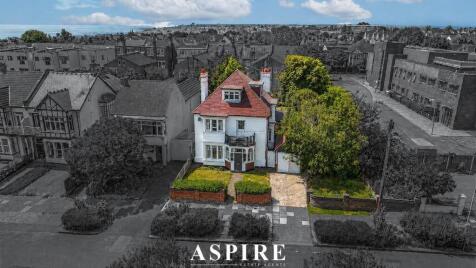 Video Tour Inside - Ditton Court Road, Westcliff-on-sea, Southend-on-s