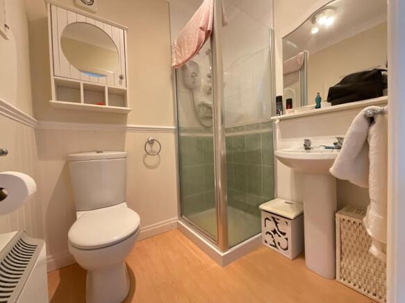 3 bed Detached Bungalow for sale Image 10