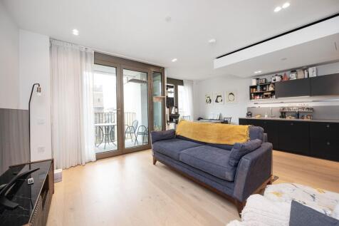 Bartholomew close, Barbican, LONDON, EC1A