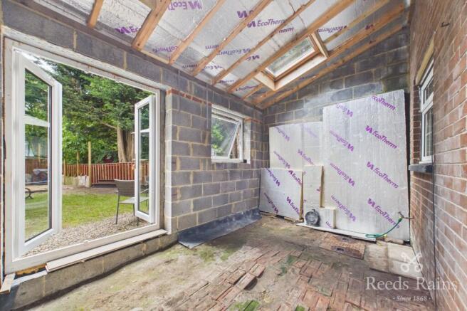 3 bed Semi-Detached for sale Image 4