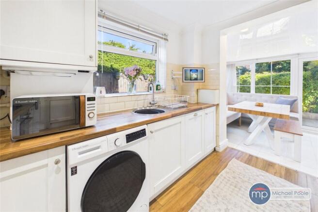 3 bed Semi-Detached for sale Image 9