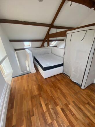 1 bed Apartment to rent Image 11