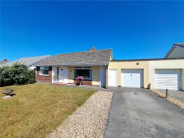 18, Ash Tree Road, Burnham-on-sea TA8 2LD
