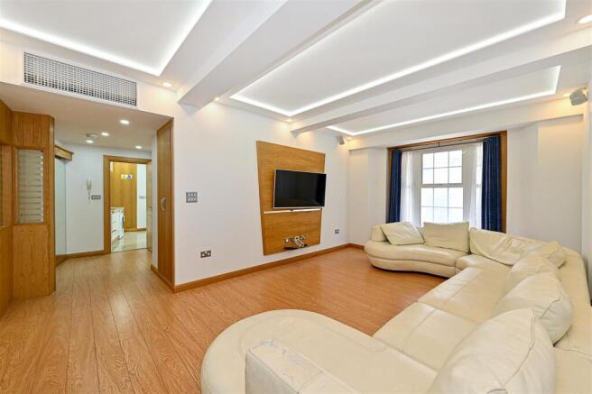 4-Berkeley-Court (2).JPG