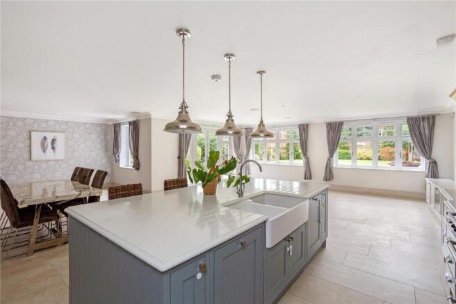 Kitchen Family Room