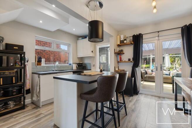 3 bed Semi-Detached for sale Image 12