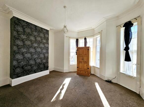 4 bed Terraced for sale Image 7
