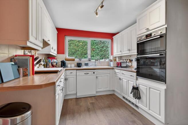 3 bed Link Detached House for sale Image 12