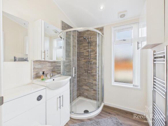 2 bed Detached for sale Image 11