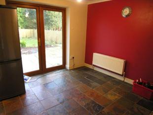 BREAKFAST ROOM: