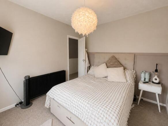 2 bed Terraced for sale Image 12