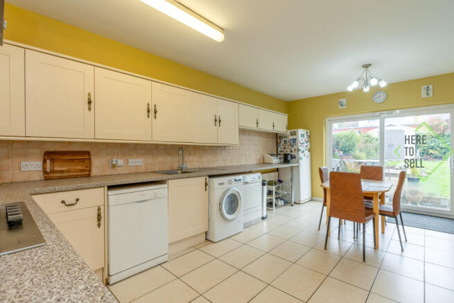 Gallants Farm Road, Barnet, EN4-Kitchen2