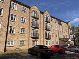 11, Flugel Way, Lindley, Huddersfield HD3 3HQ
