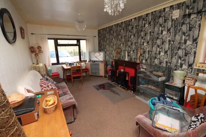 Flat 4 Lounge