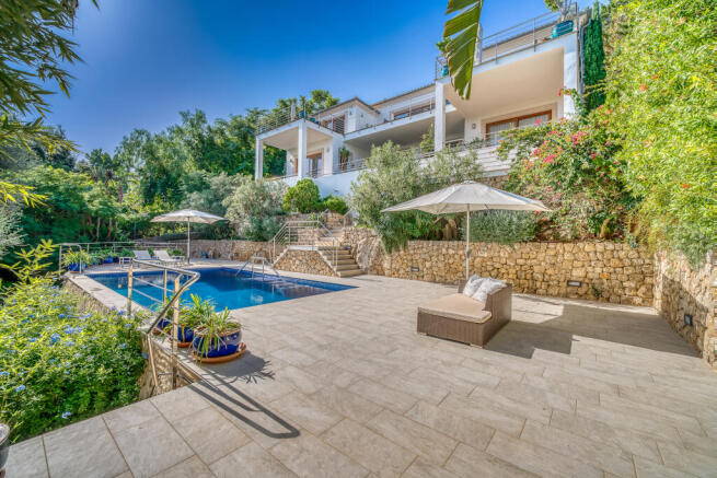 Impressive villa with views and pool in Pollença