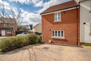 5, Bridle Close, Andover SP11 6WZ