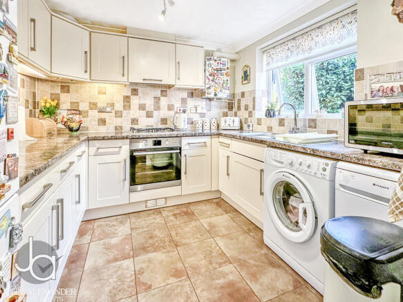 20250908_09580415...