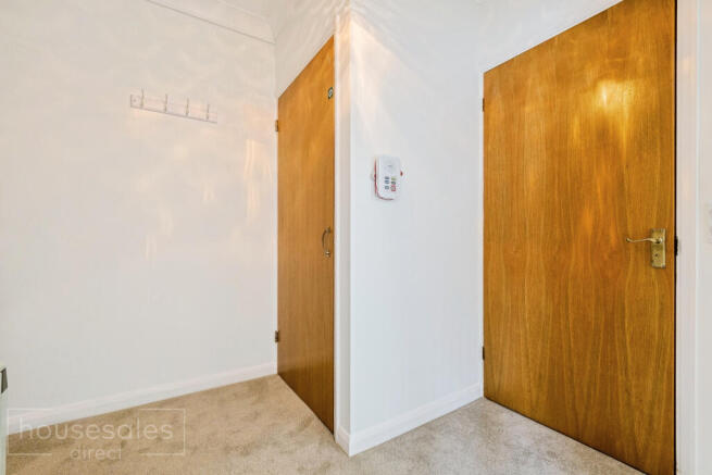 Sawyers Court, Brentwood, CM15 photo 4