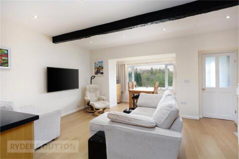Huddersfield Road, Denshaw, Saddleworth, OL3