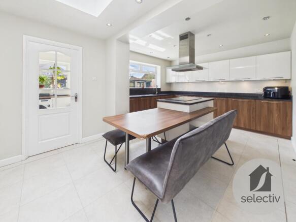 3 bed Semi-Detached for sale Image 7