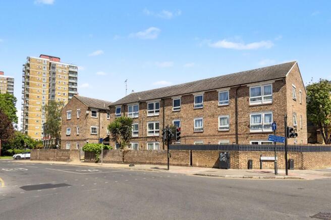 Flat 15 Birtwhistle House, 150 Parnell Road, Tower Hamlet, London E3 2JY
