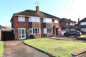 8, Riverside Close, Farnborough GU14 8QT