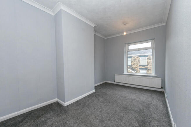 2 bed End of Terrace to rent Image 10