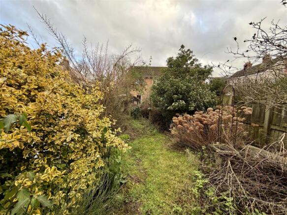 Perry's Lane, Wroughton, Swindon photo 2