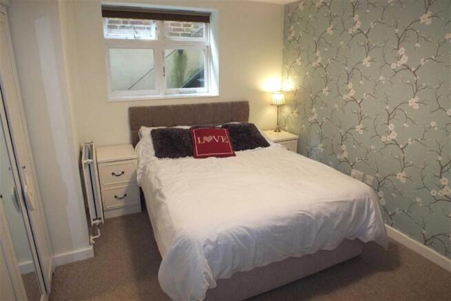 Bedroom 1:
