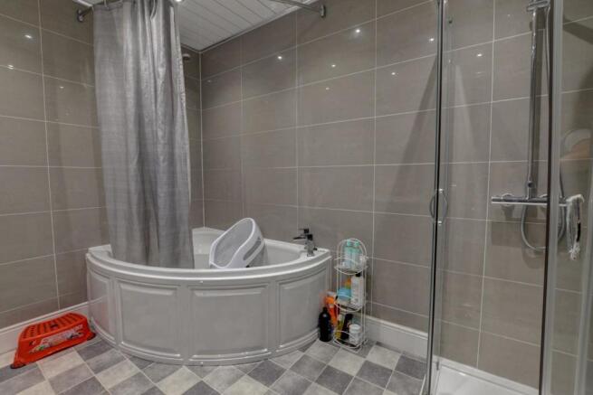 Bath 2.jpg