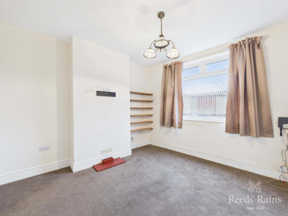 2 bed Terraced for sale Image 7