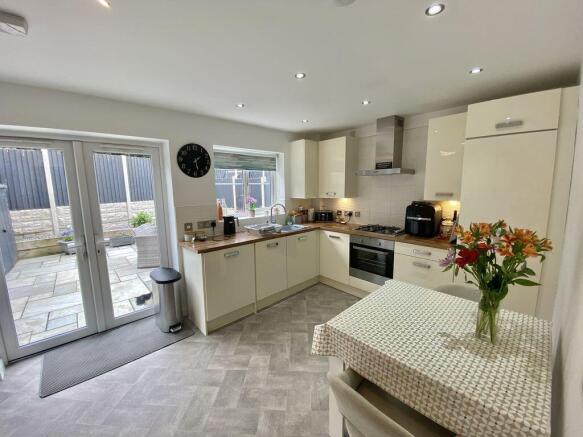 Dining Kitchen