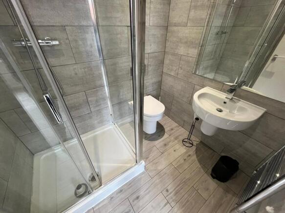 1 bed Flat to rent Image 5