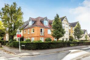 8, 27 Emmeline Lodge, Kingston Avenue, Leatherhead KT22 7FU
