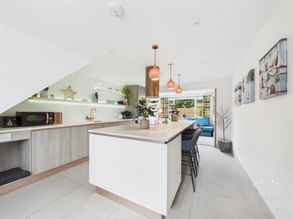 OPEN PLAN LIVING KITCHEN - Kitchen/Dining Area