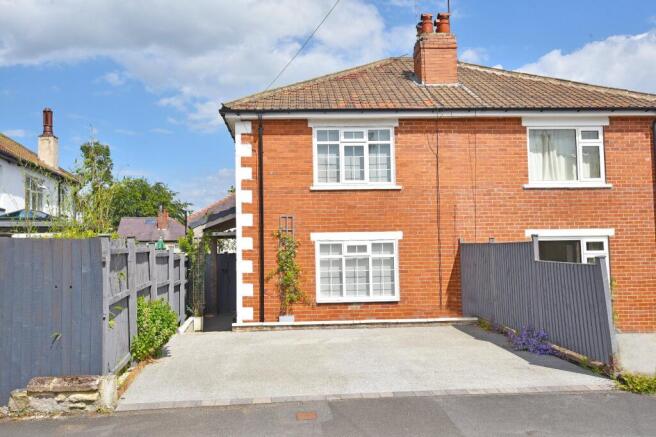 3 bed Semi-Detached for sale in harrogate
