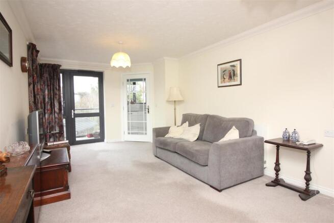living room angle 2.JPG