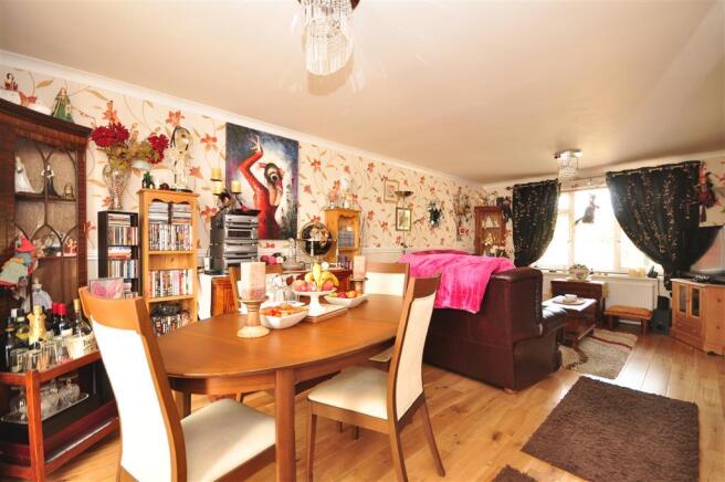 Lounge/Diner
