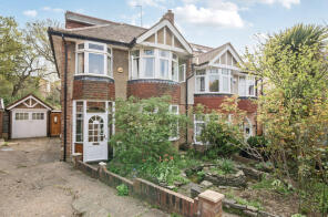 40, Ainsdale Road, Ealing W5 1JX