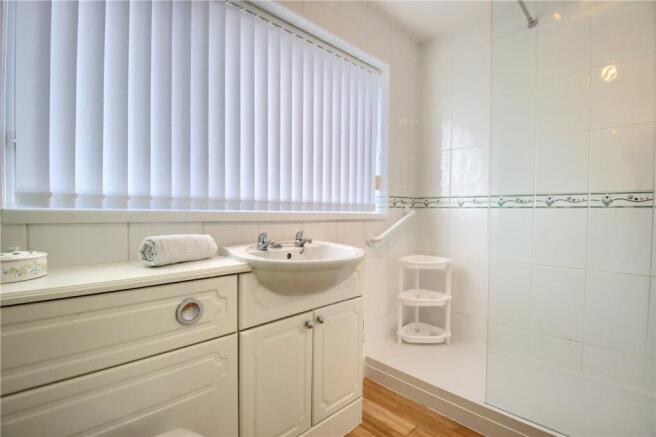 3 bed Terraced for sale Image 8