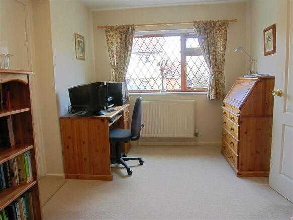Photo 8