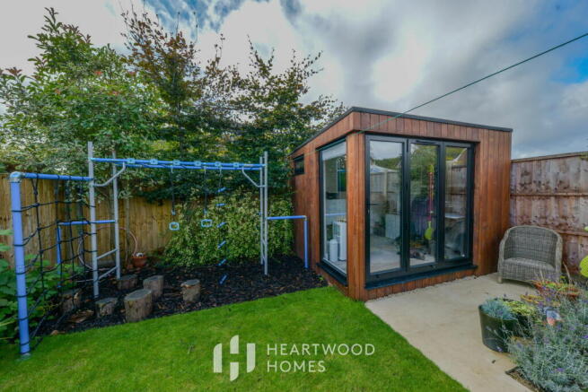 Photo 24