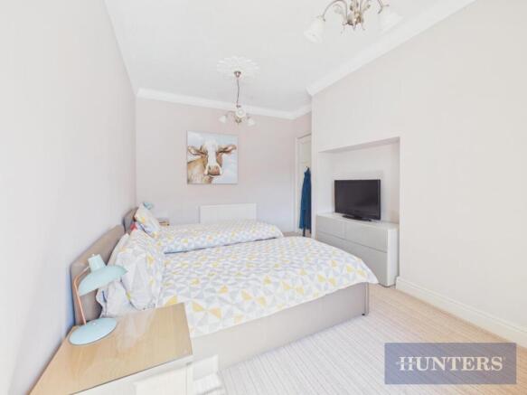 2 bed Apartment for sale Image 12