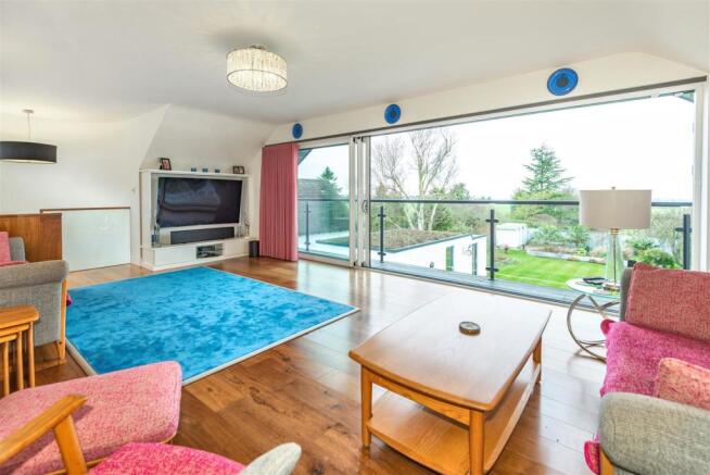 Sitting Room 3.jpg
