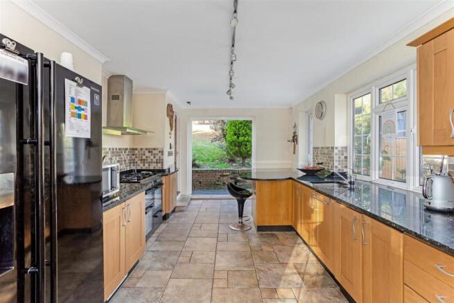 Kitchen/Breakfast Room